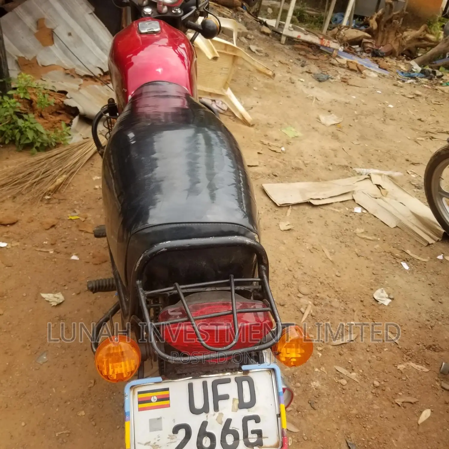 Bajaj Discover 100 2023 Red