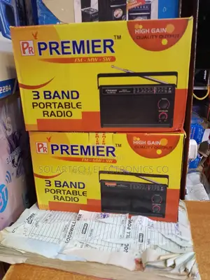 Premier 3 Band Portable Radio