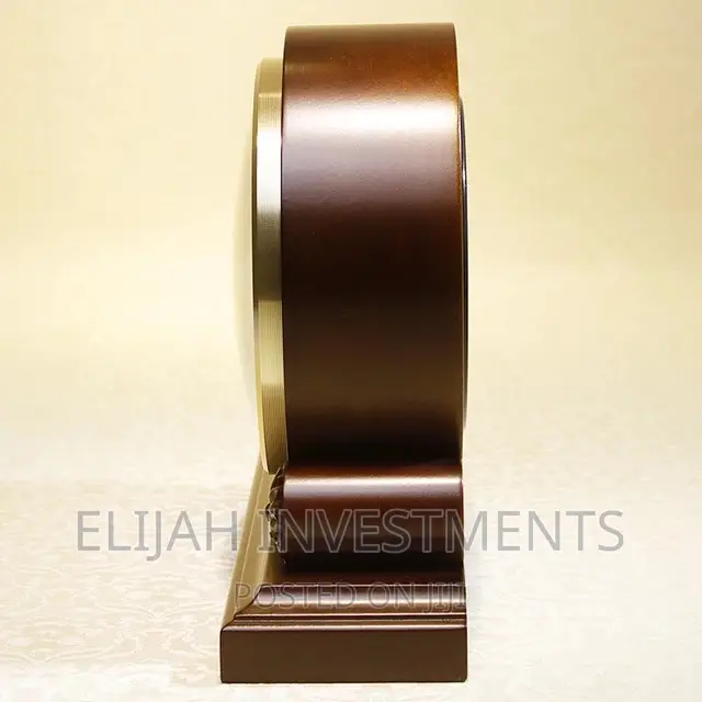 High Quality Table Clock