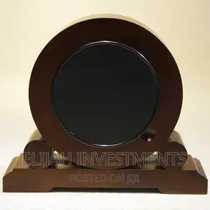 High Quality Table Clock