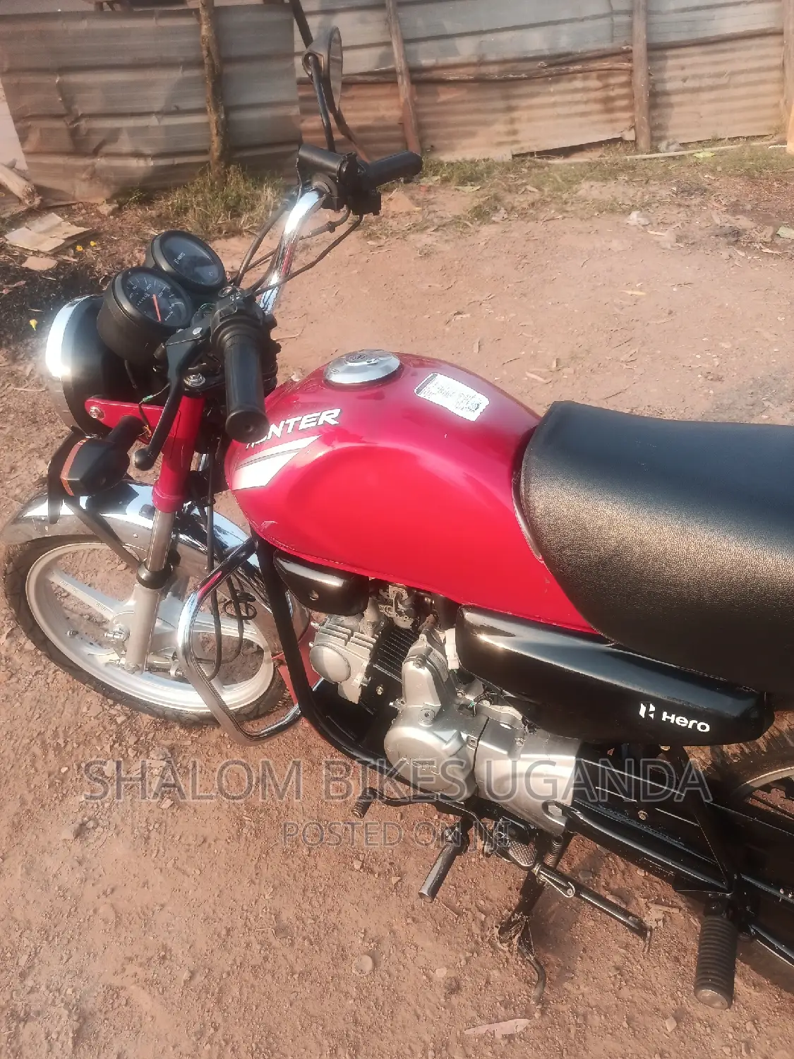 Hero Hunter 100 2022 Red