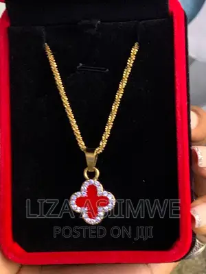 Lady’S Necklaces