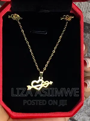 Lady’S Necklaces