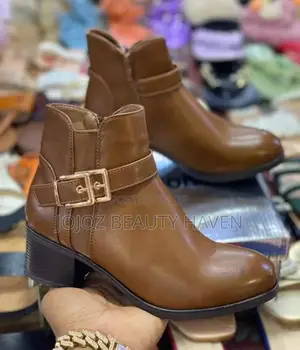 Ladies Fashionable Boots