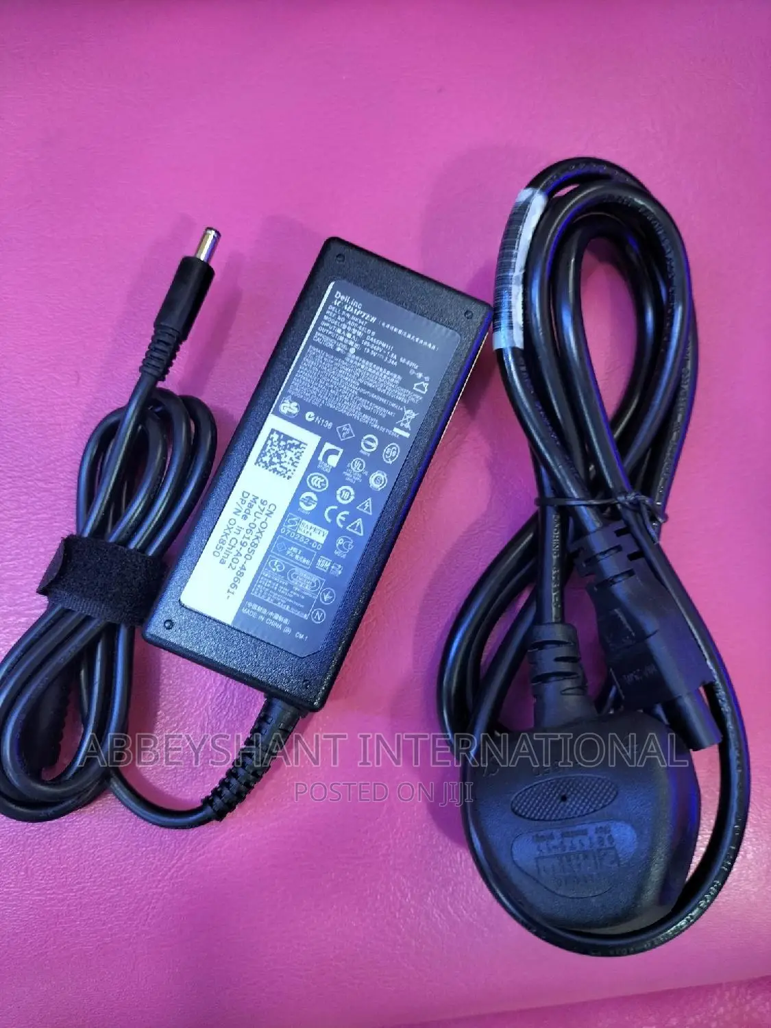 Dell Charger Small Pin/ Dell Charger/ Small Pin Dell Charger