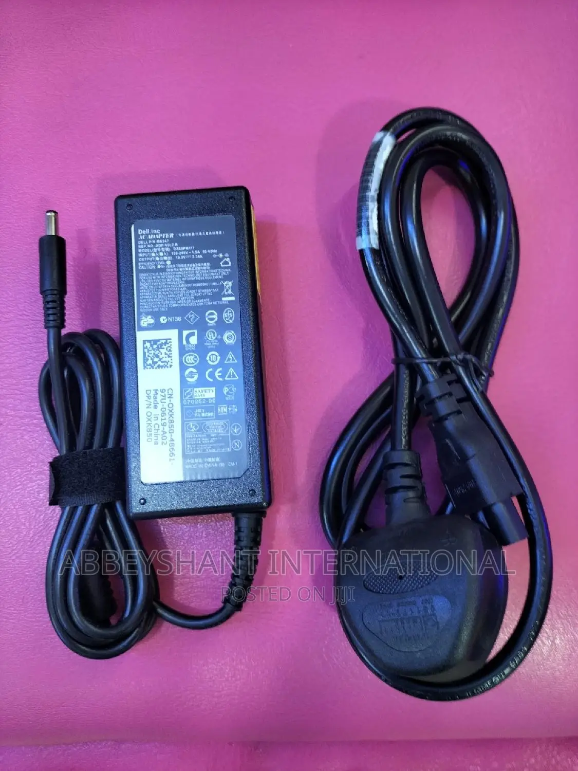 Dell Charger Small Pin/ Dell Charger/ Small Pin Dell Charger