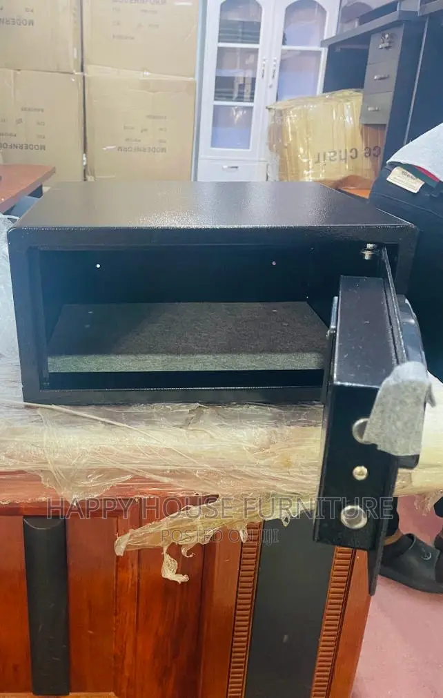 Safe Box ( Medium)