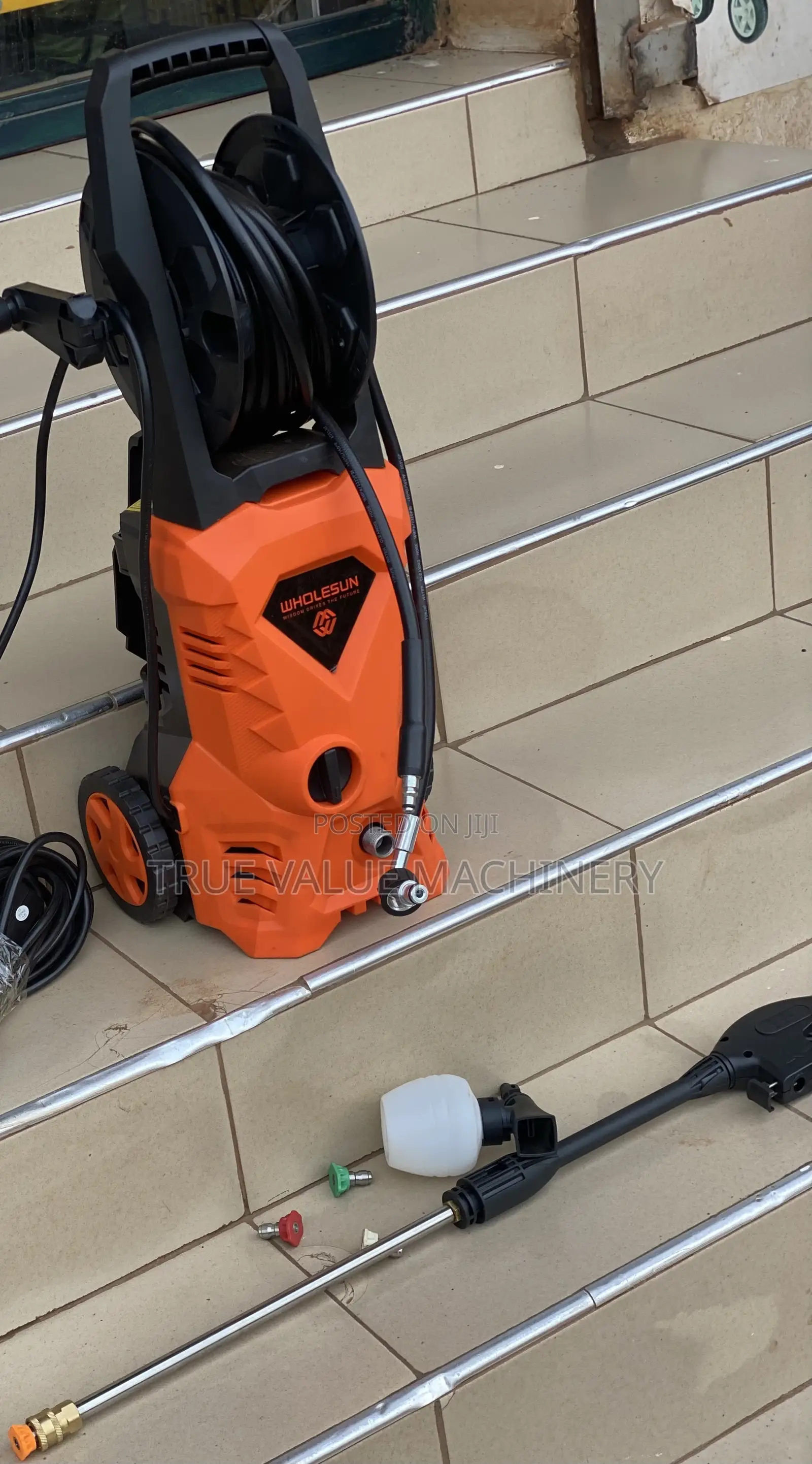 Electric Pressure / Jet Washer With All the Nozzles