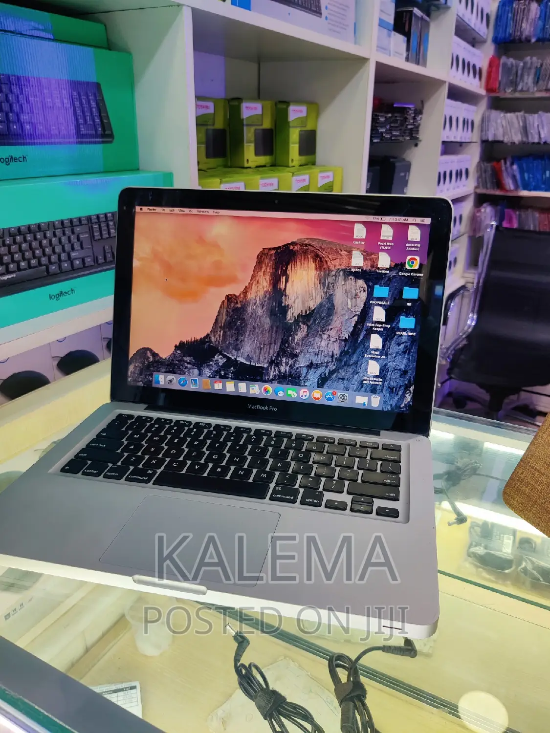 New Laptop Apple MacBook 2012 8GB Intel Core i5 HDD 500GB
