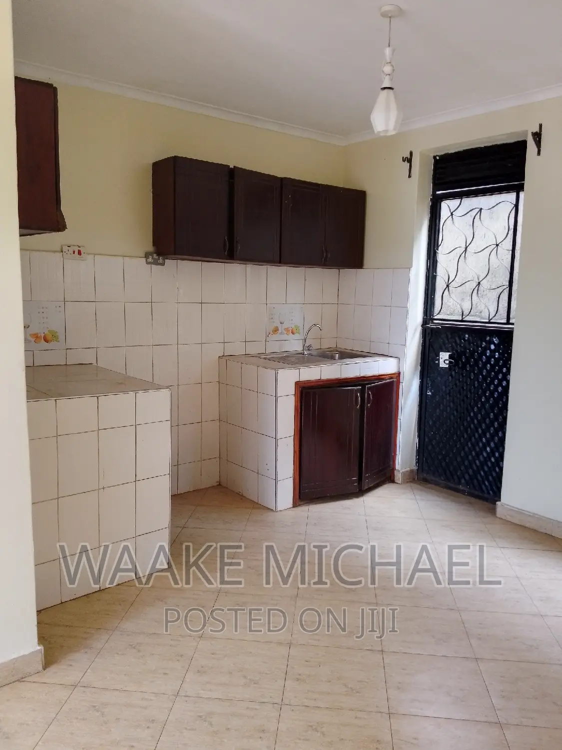 3bdrm Duplex in Buwate Estate, Wakiso / Wakiso for rent