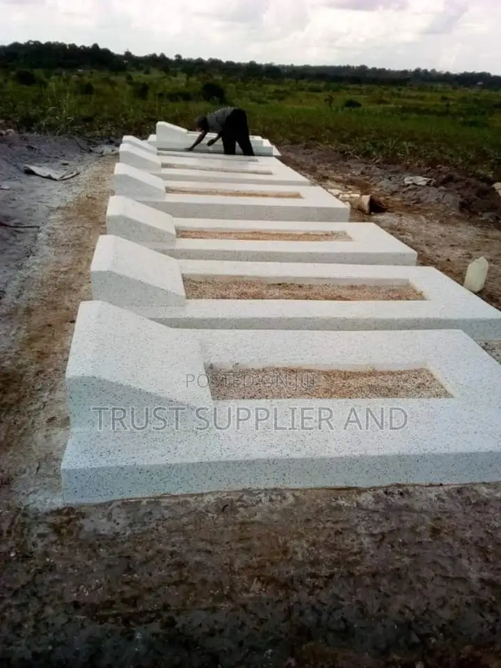 Graveyard Jinja 67