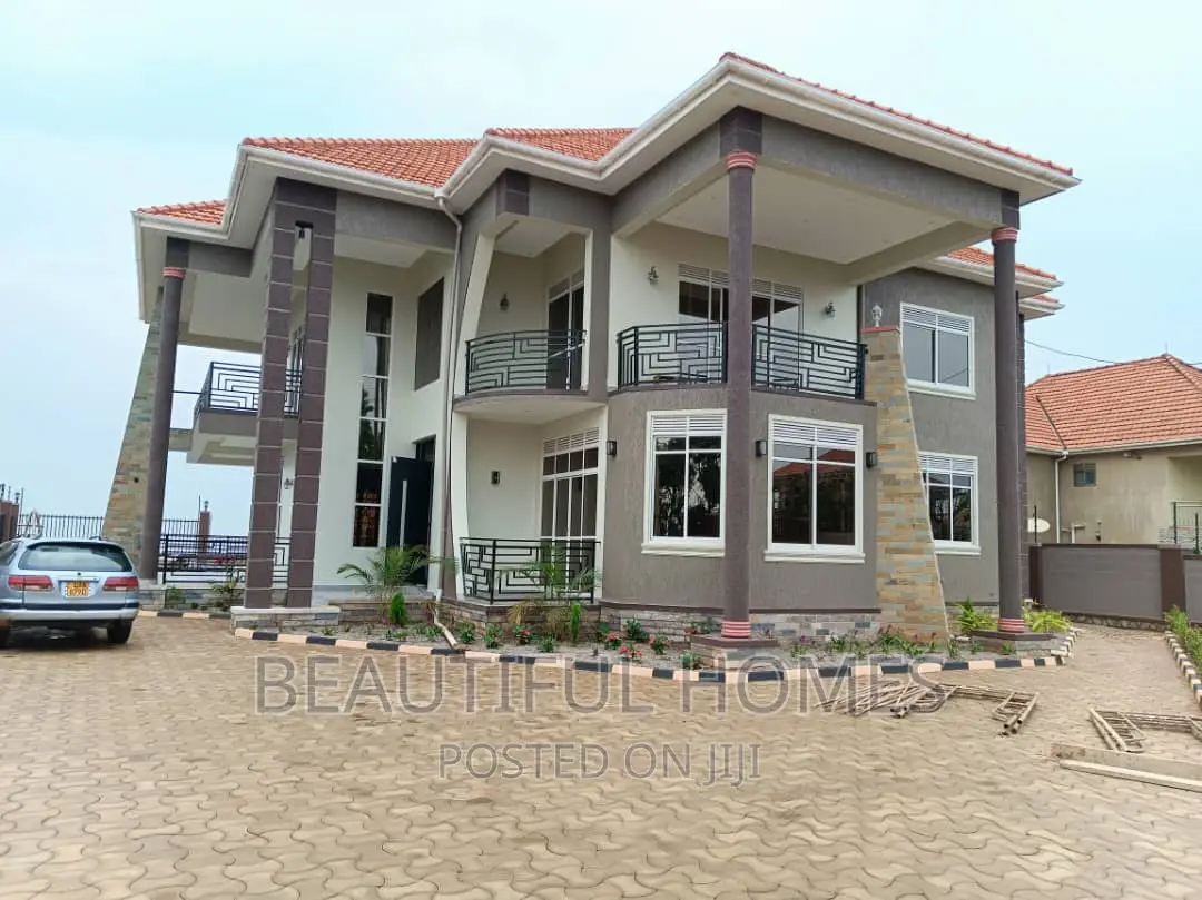 Furnished 6bdrm Mansion in Bwebajja Akright, Central Division for sale