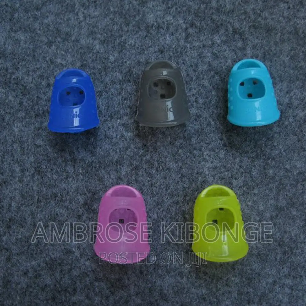 4pcs Guitar String Fingertip Guard Protector Silicone Press.