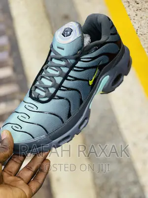 Original Air Nike Tn Sneaker