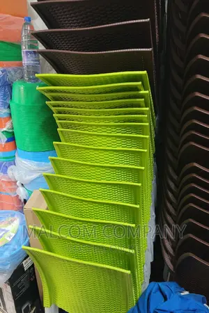 Photo - Strong Armless Plastic Chairs