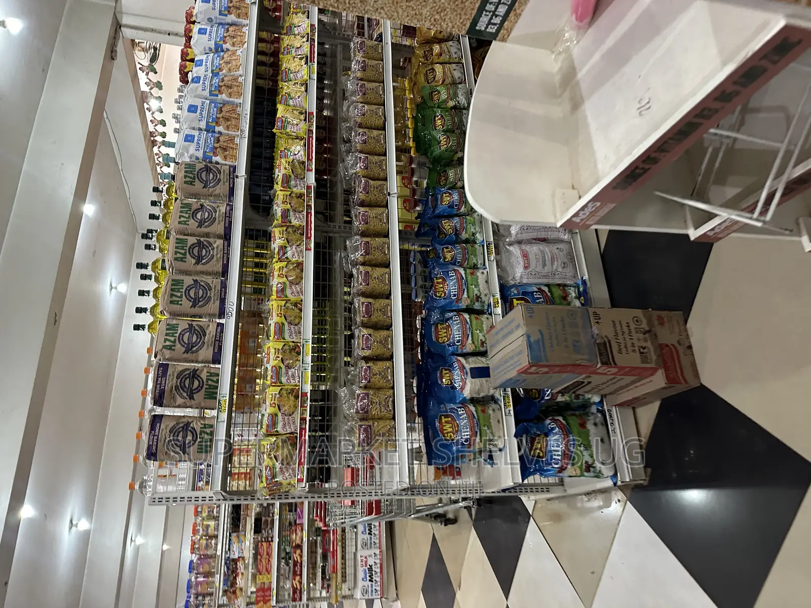 Supermarket Shelves Used With Net Back in Middle on Sale at 1m