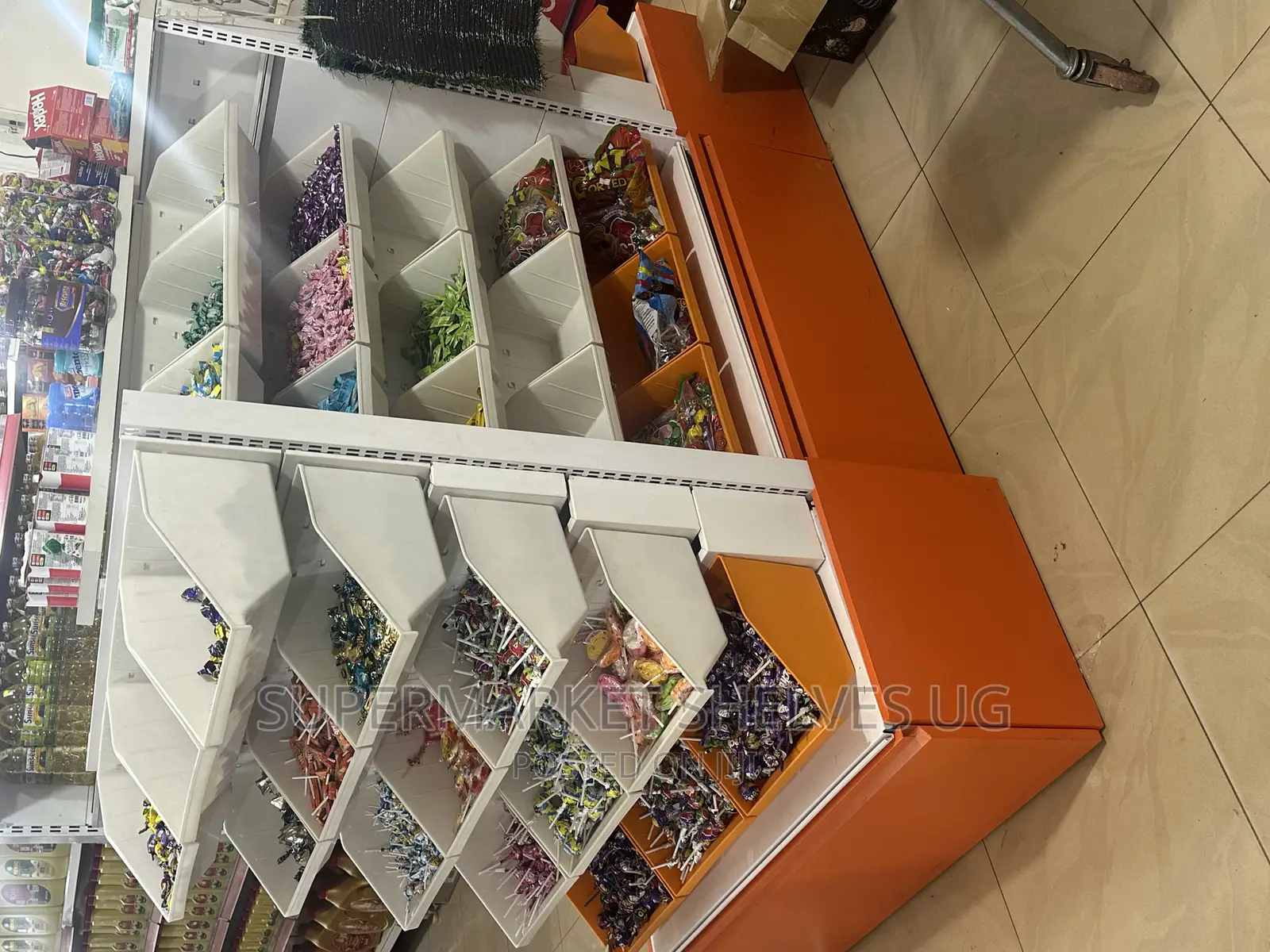 Sweets and Chocolate Display Shelves on Sale at 3.5m