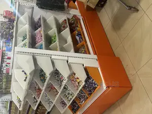 Sweets and Chocolate Display Shelves on Sale at 3.5m