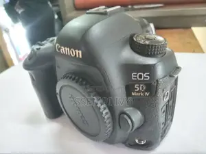 CANON EOS 5D Mark IV Body (Body Only).