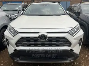 Toyota RAV4 2020 White
