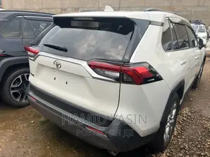 Toyota RAV4 2020 White