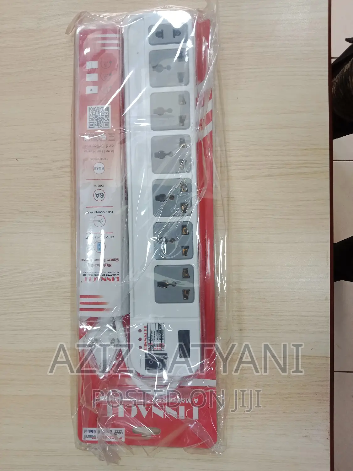 Pinacle Power Strip With 6 Univ 3 Pin With One 2 Pin Socket