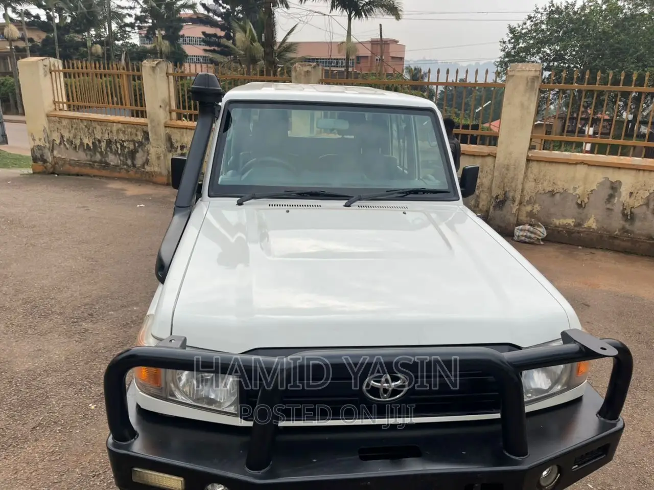 Toyota Land Cruiser 2014 White