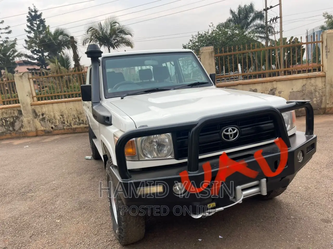 Toyota Land Cruiser 2014 White