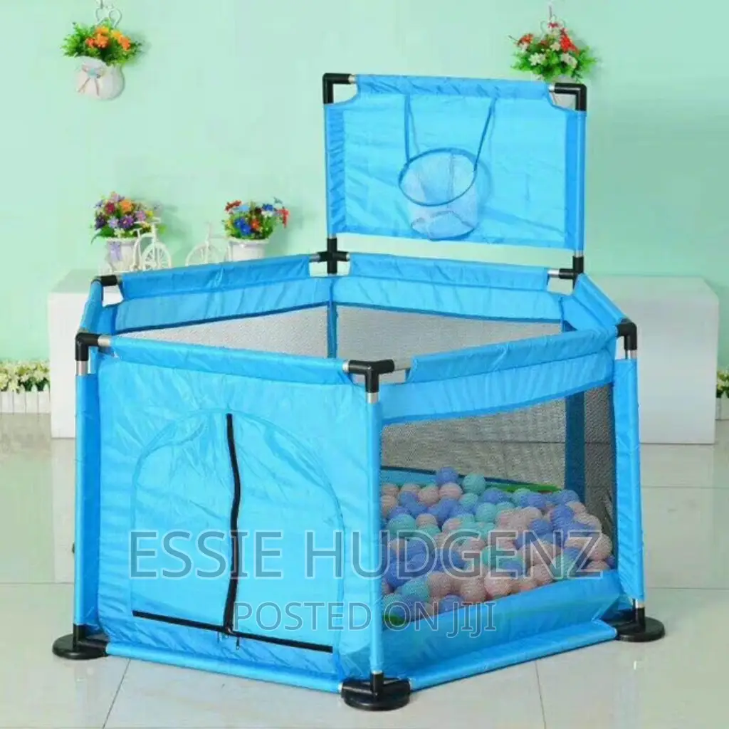 Baby Play Pen/Safety Fence With Play Balls