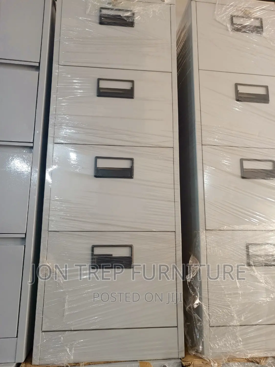 File Cabinet 4 Drowers