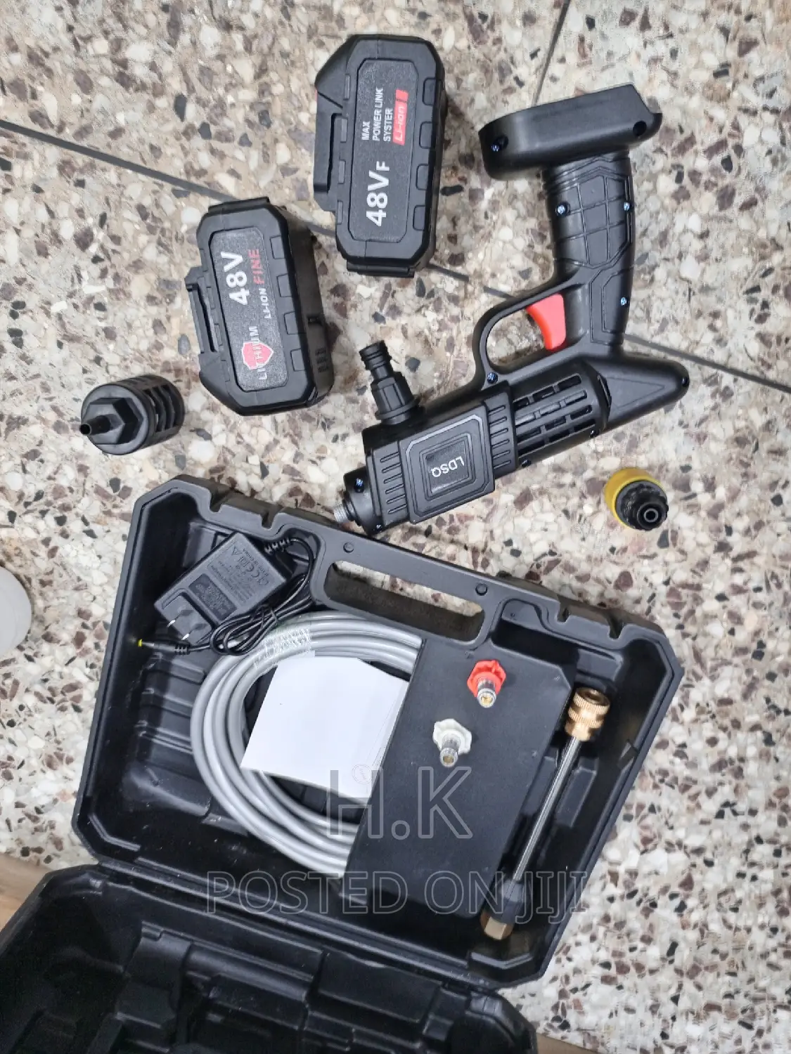 2 Batteries Cordless High Pressure Washer