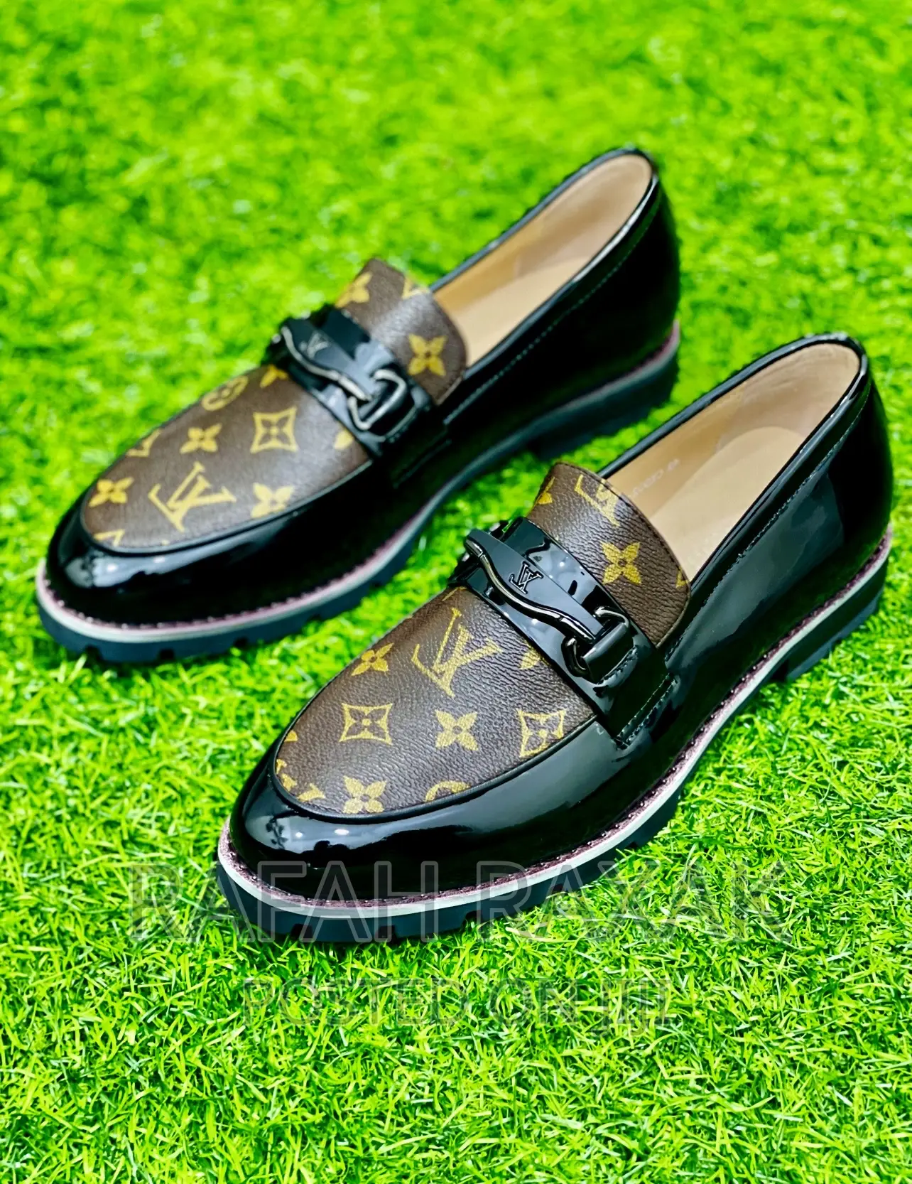 Original Classy Men’S Louis Vuitton Shinny Loafers