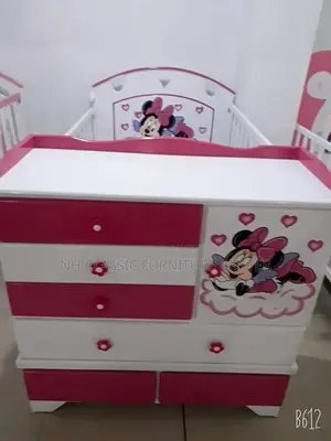 Baby Chase of Drawer/ Chase of Drawers