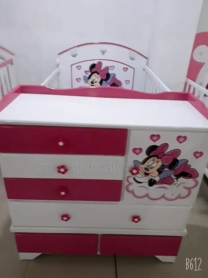Baby Chase of Drawer/ Chase of Drawers