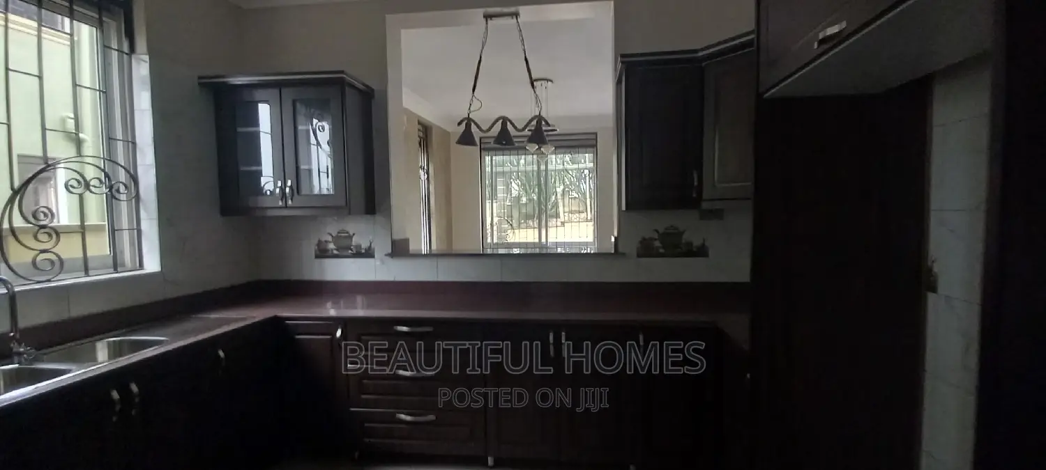 Furnished 5bdrm Duplex in Kira, Central Division for sale