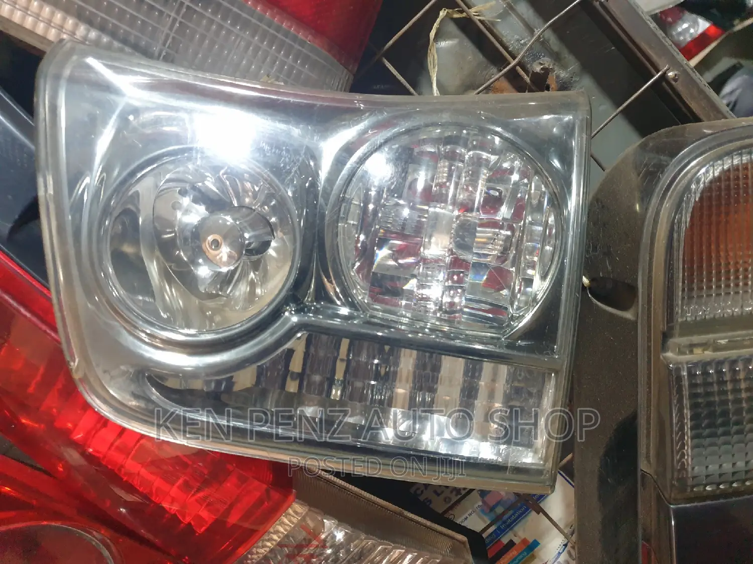 Reflectors for Harrier 2006 ( Kawundo)