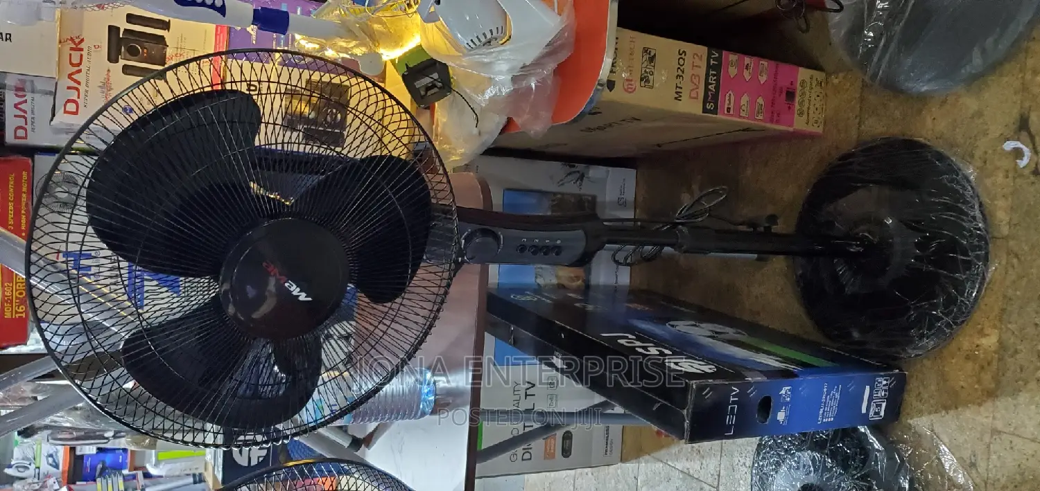 Mewe Stand Fan Black