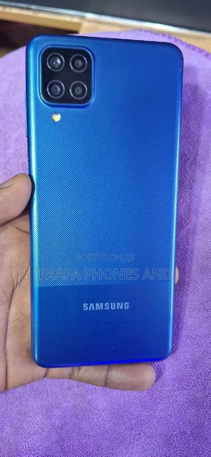 Samsung Galaxy A12 64 GB Blue