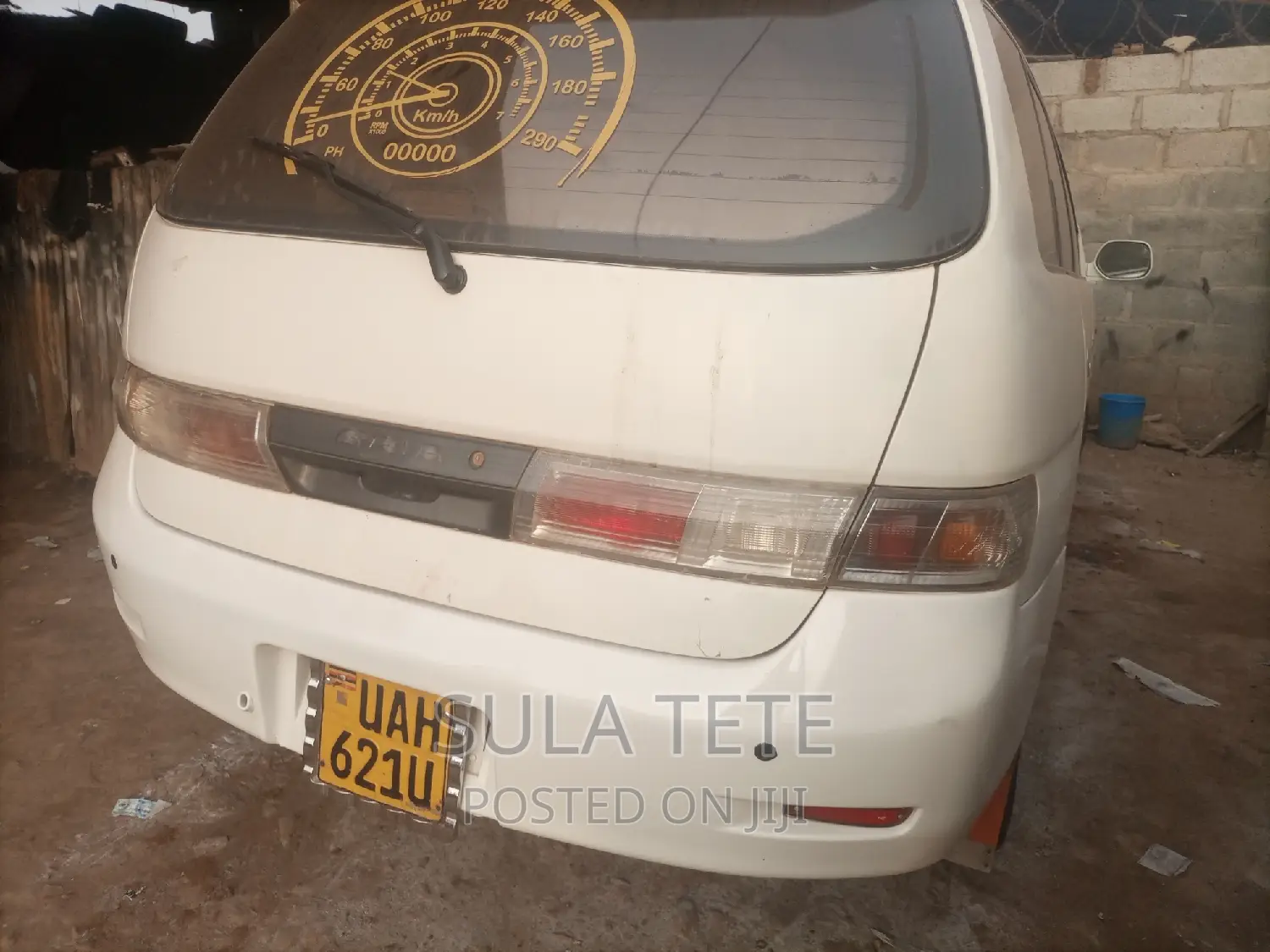 Toyota Gaia 1998 White