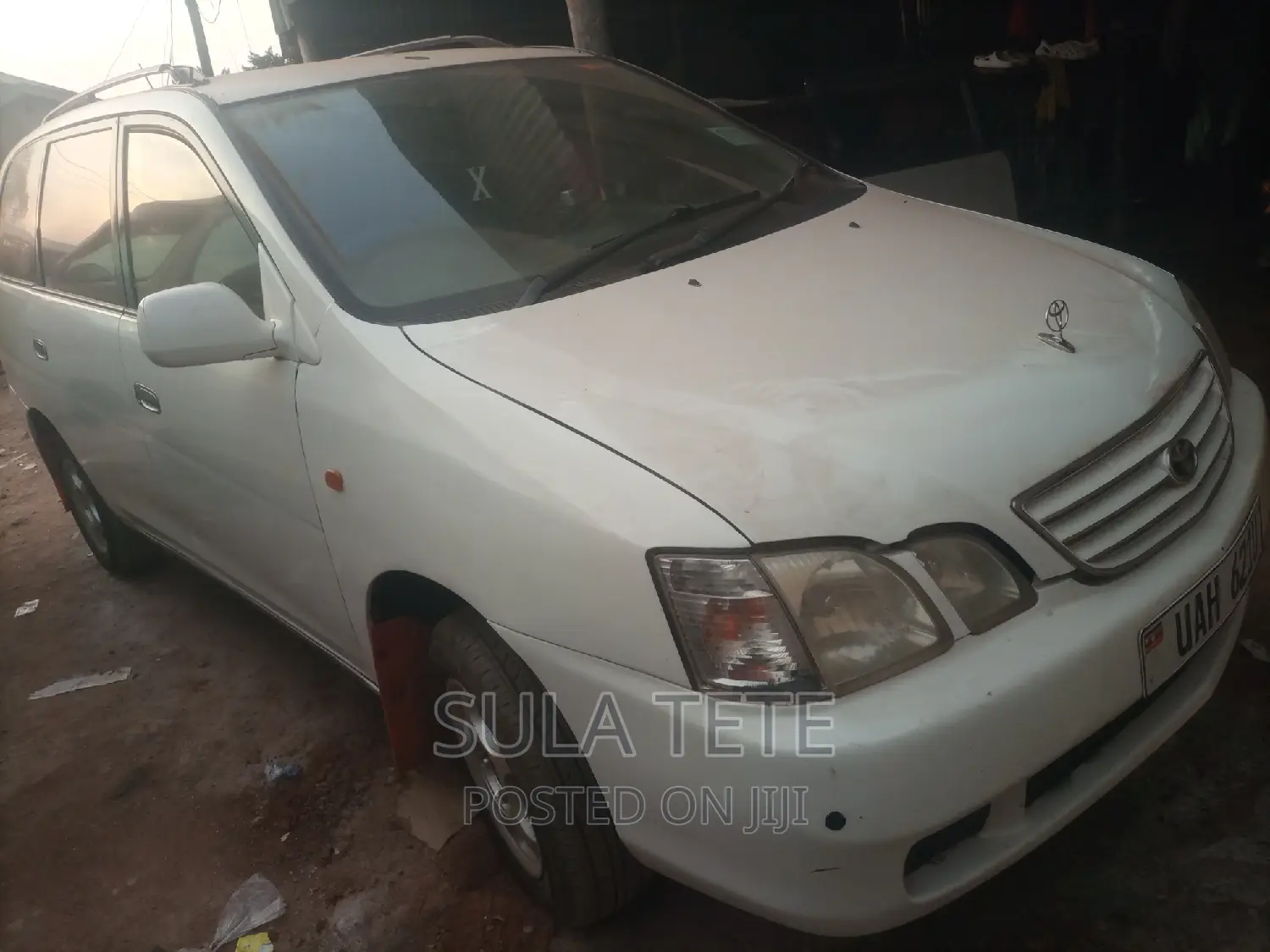 Toyota Gaia 1998 White