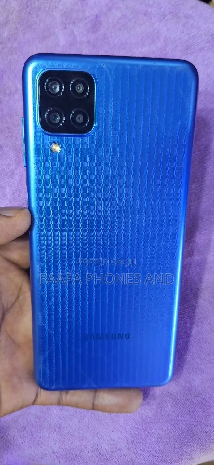 Samsung Galaxy F12 64 GB Blue