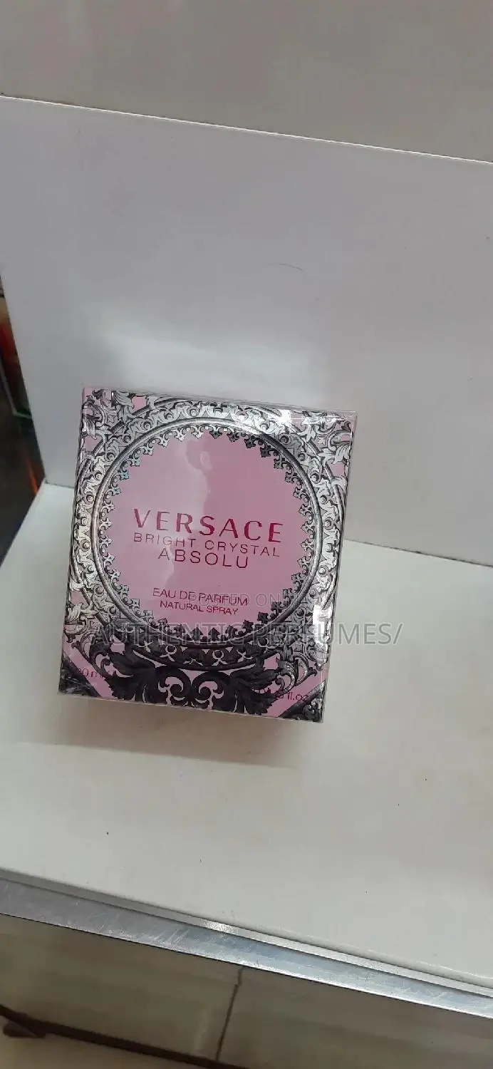 Versace Bright Crystal Absolu Eau De Parfum