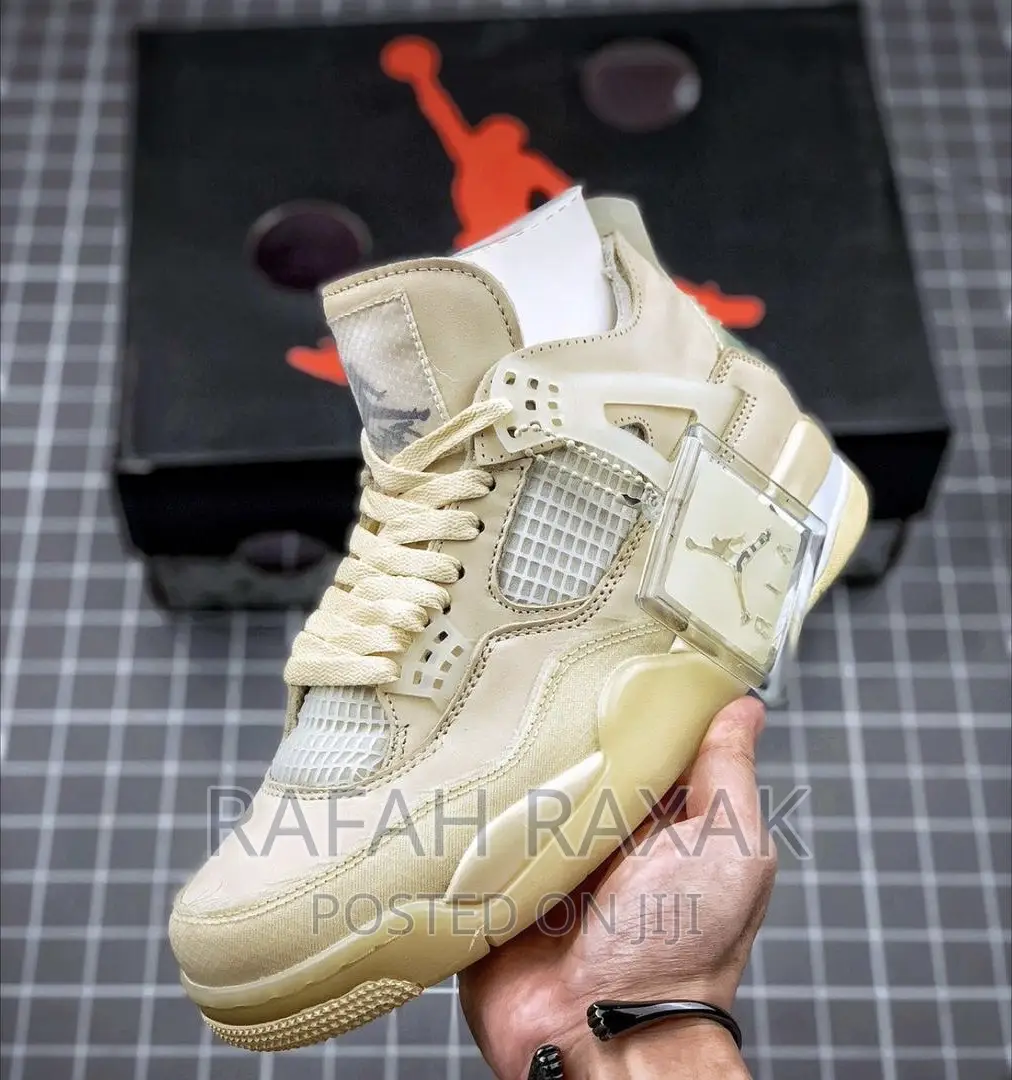 Original Air Jordan 4 Off-White Sneaker