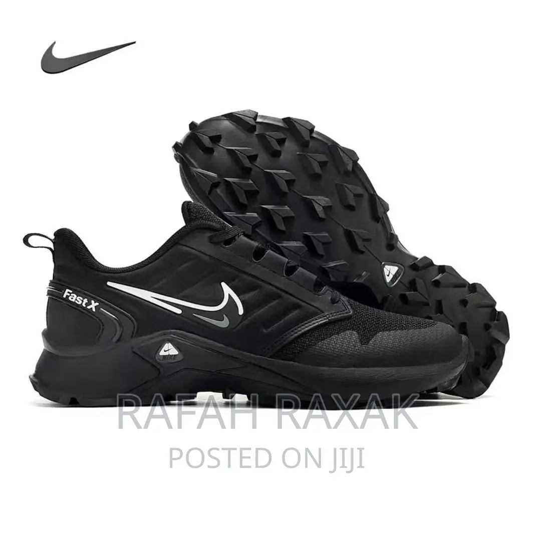 Original Black Nike Fast X Sneaker