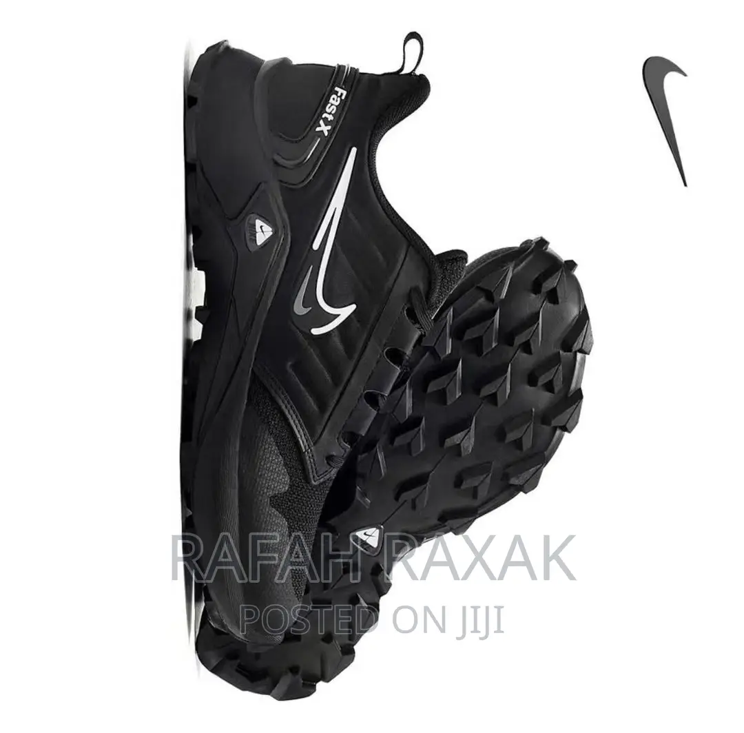 Original Black Nike Fast X Sneaker