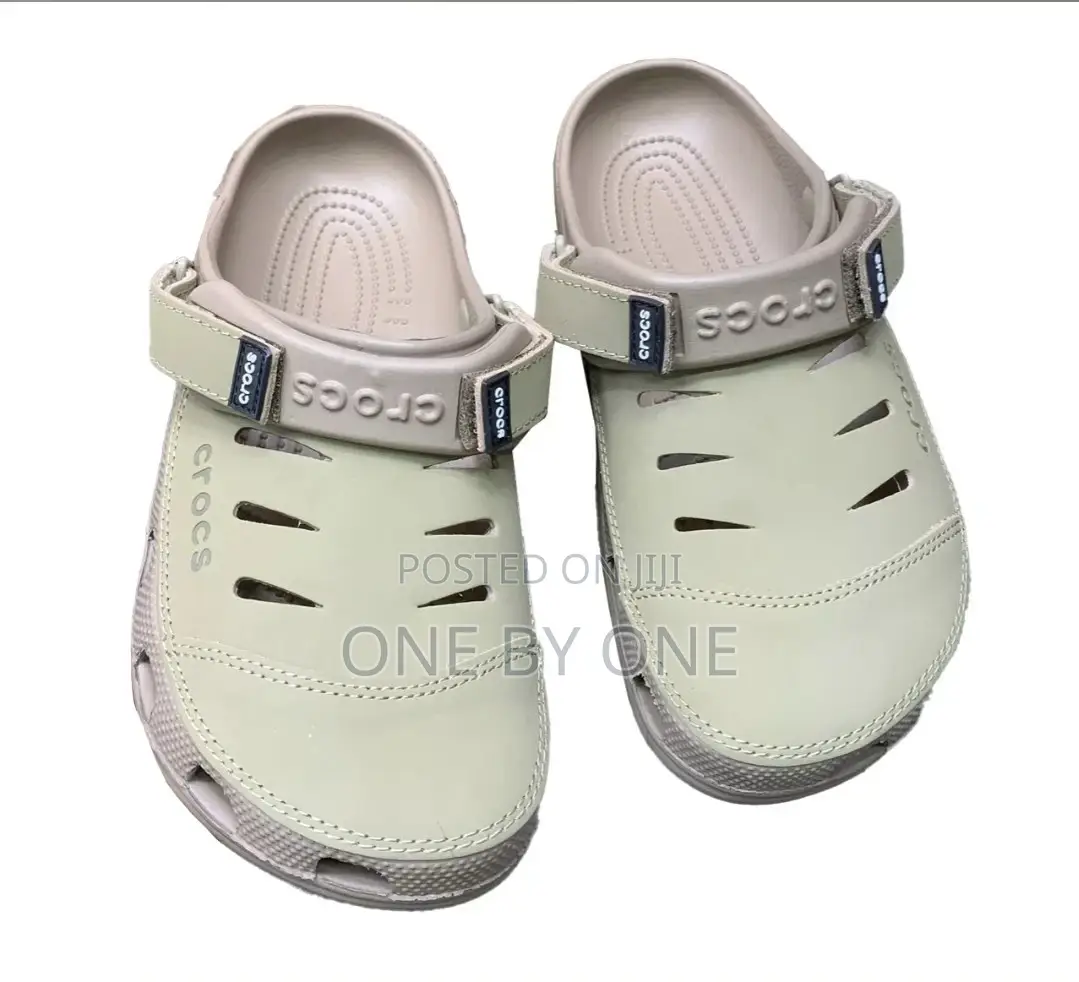 Crocs Men's Classic Yukon Vista