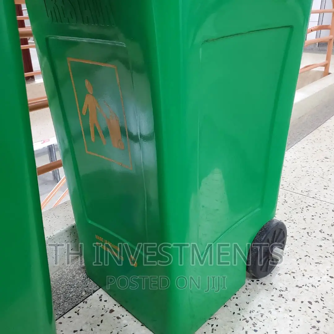 240litre Green Waste Bin.