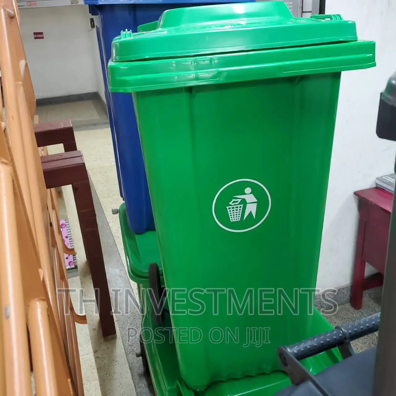120litres Gabbage Bin.