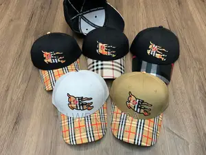 Photo - Classy Trending Caps