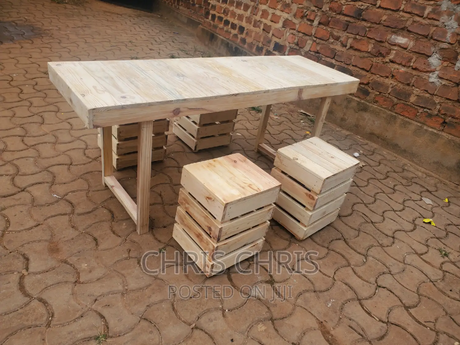 Bar Stools or Restaurant Stools and Table